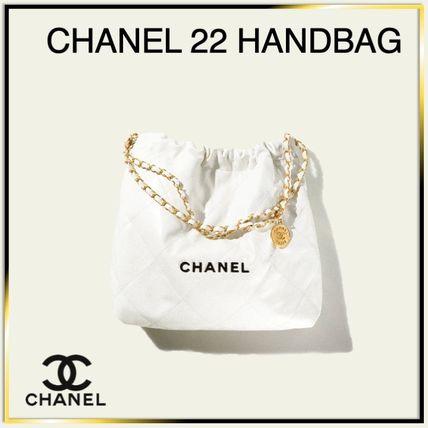 通勤からお出かけまで♪【CHANEL】Chanel 22 Handbag