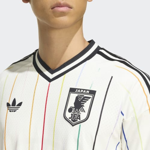 サッカー日本代表ワールドカップアウェイユニフォームセット - 半袖ジャージ＋無料ショーツ
