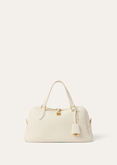 【STORY掲載で話題】木村佳乃さんの上質スタイルに寄り添う「Loro Piana Needle Bag Medium」｜洗練された大人のための名品バッグ｜数量限定