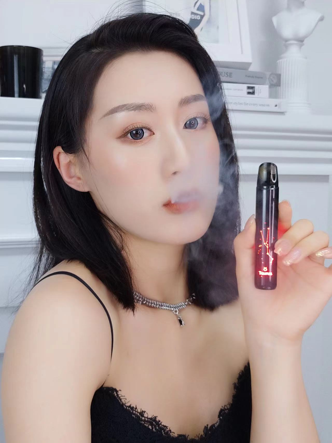 【MOS 爅嘶發光 12星座 通用一代主機】RGB 燈效 × 十二星座雕刻 × 智慧控溫 × 航太級鋁合金｜通用SP2S，魅嗨，Lana 等各品牌菸彈｜高顏值電子煙主機