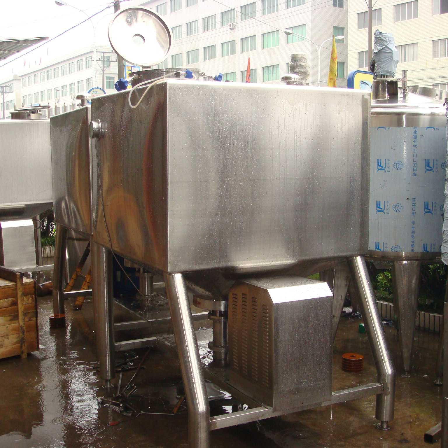 Vacuum High Shear Homogenizing Emulsification Tank, Steam Heating, 304/316 Stainless Steel Mixing Dispersing Batching Tank for Emulsions