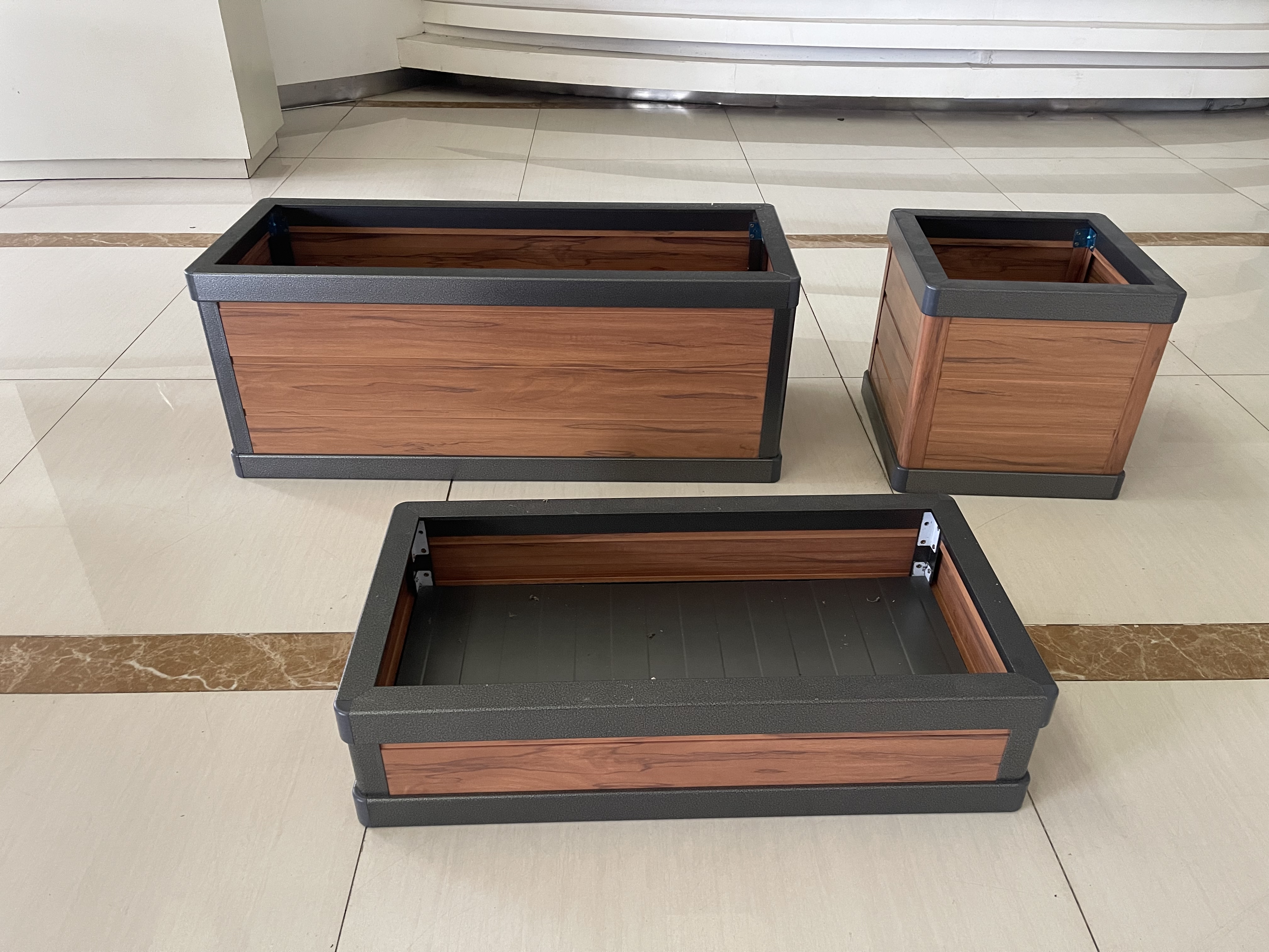 Aluminum Planter Boxes 