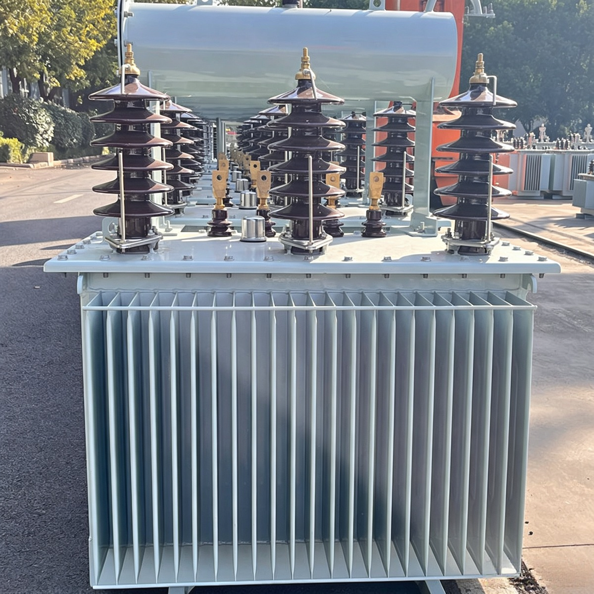 Industrial power transformer