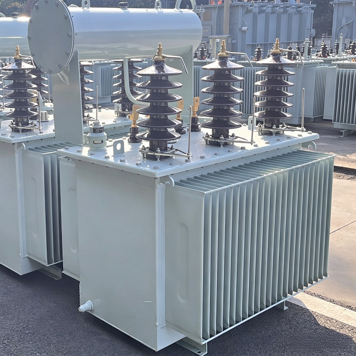 Industrial power transformer