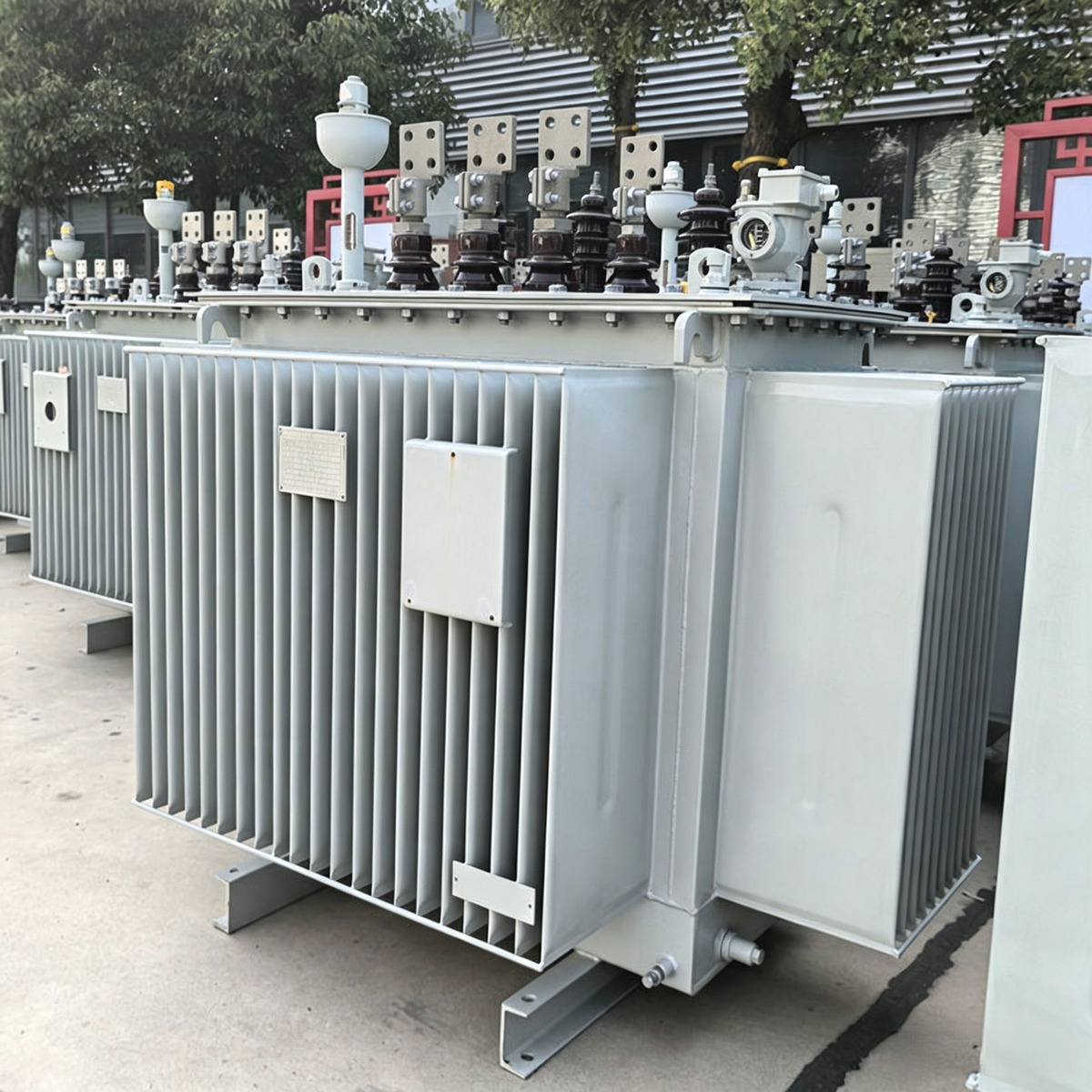Industrial power transformer