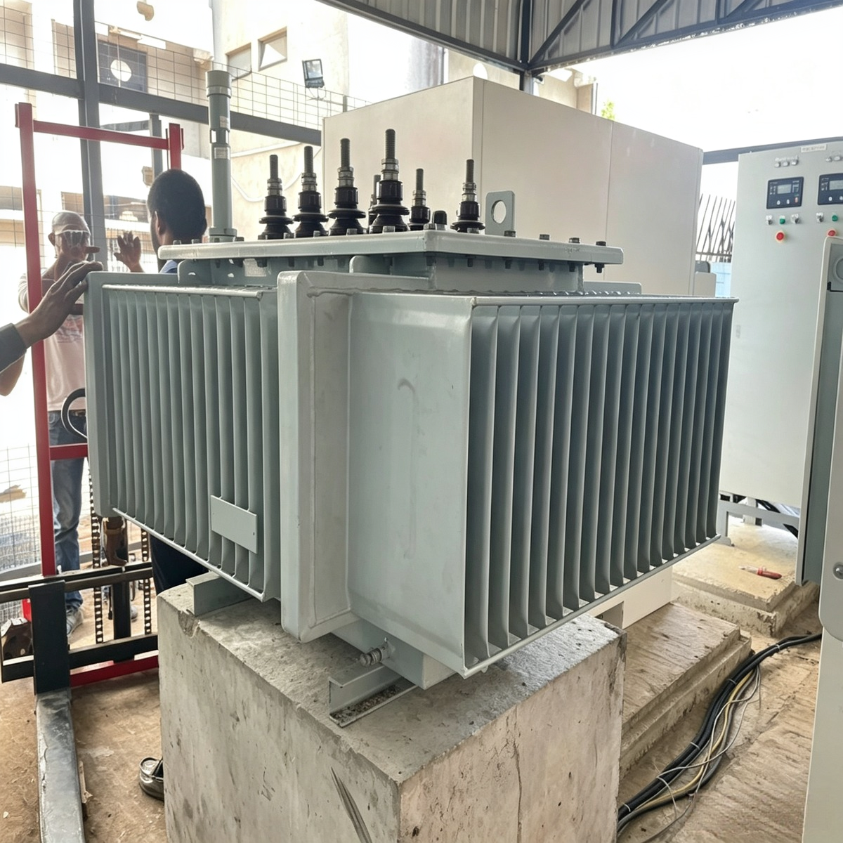 Industrial power transformer