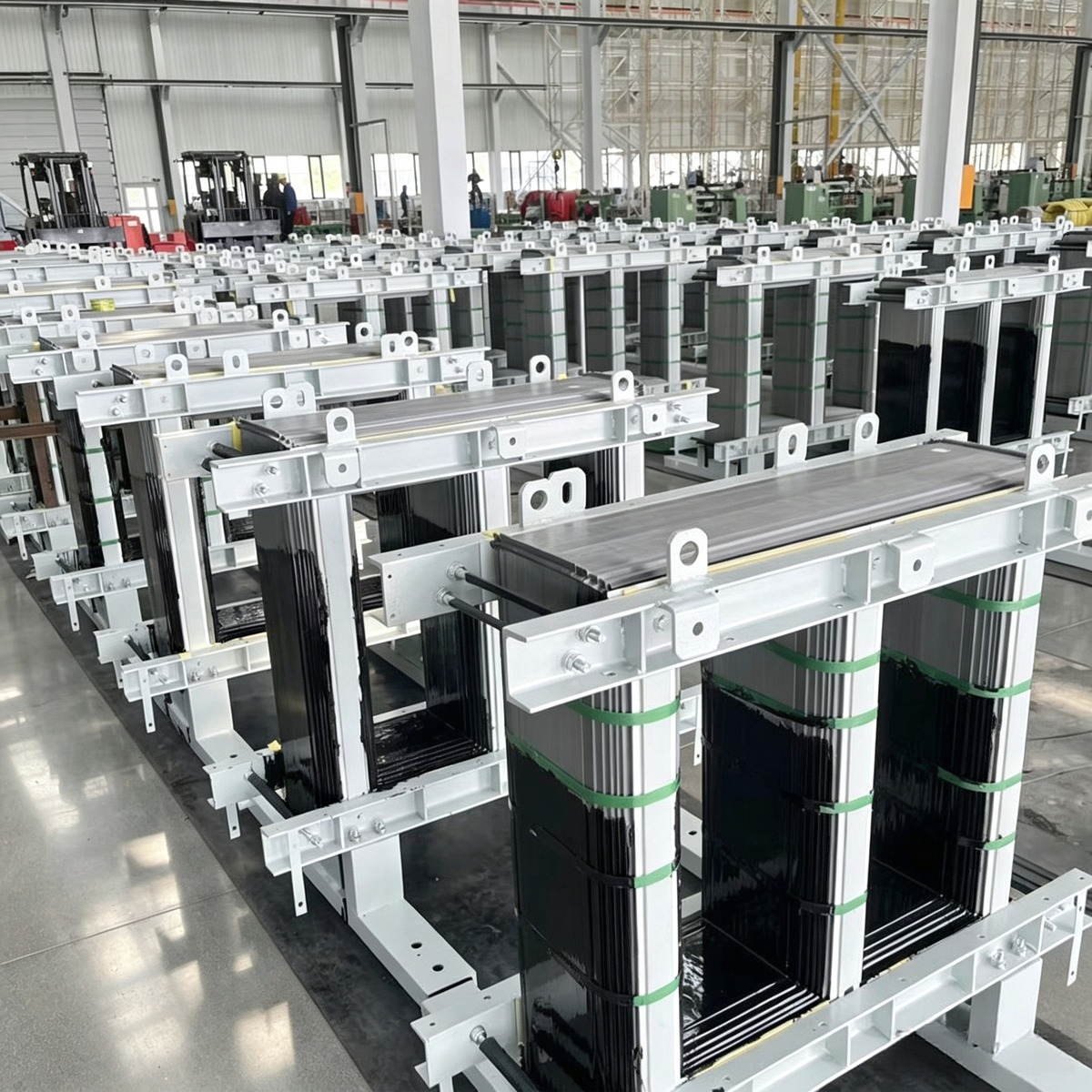 Industrial power transformer