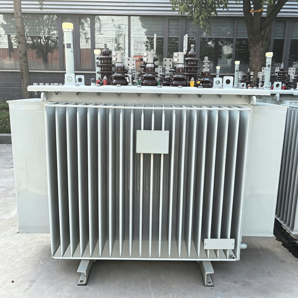 Industrial power transformer