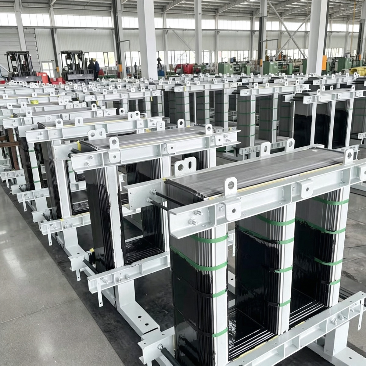Industrial power transformer
