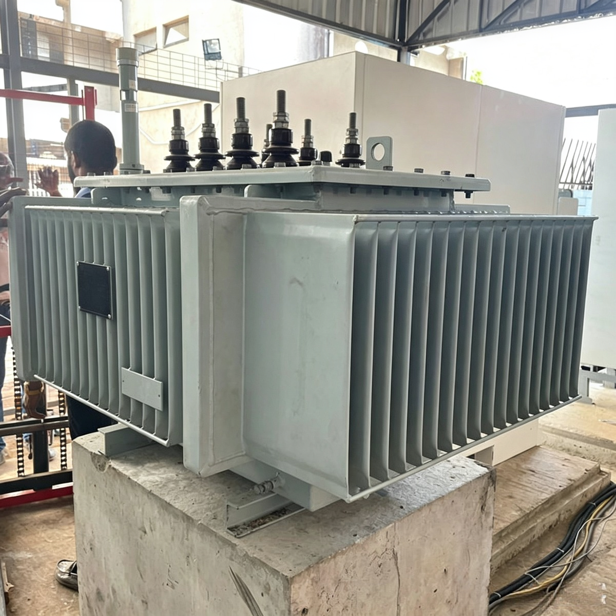 Industrial power transformer