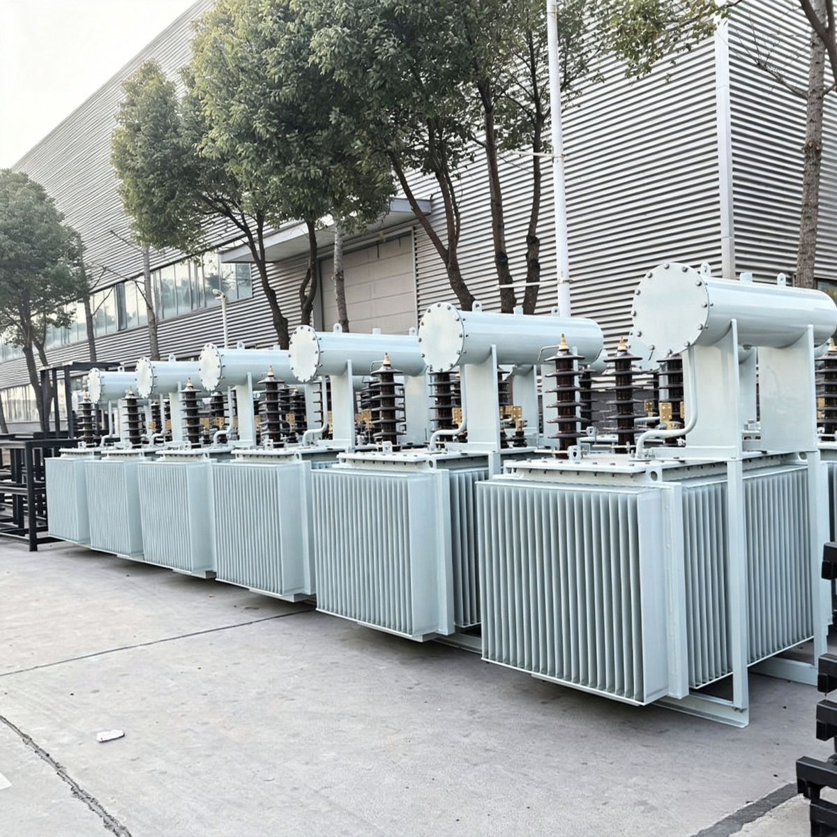 Industrial power transformer