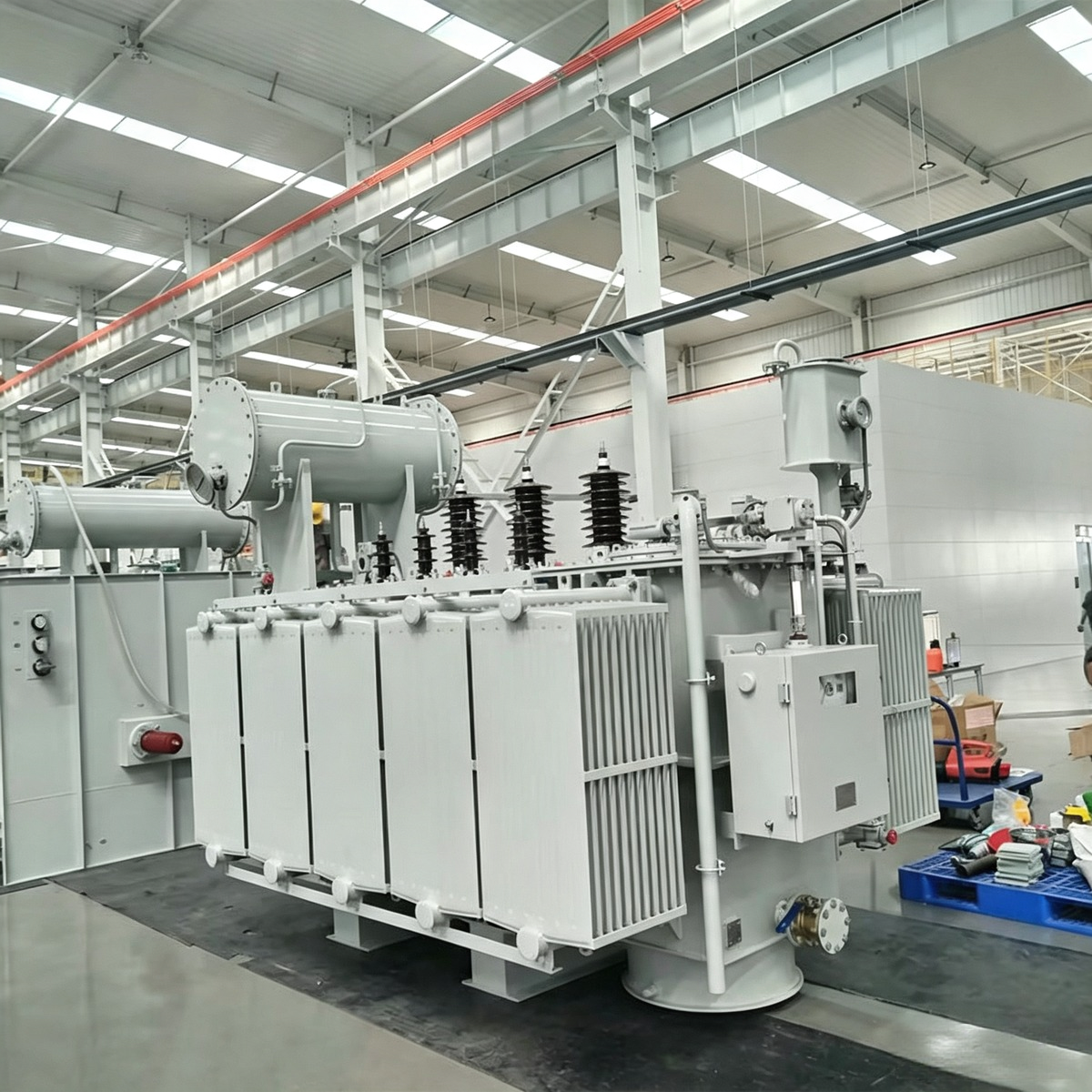 Industrial power transformer