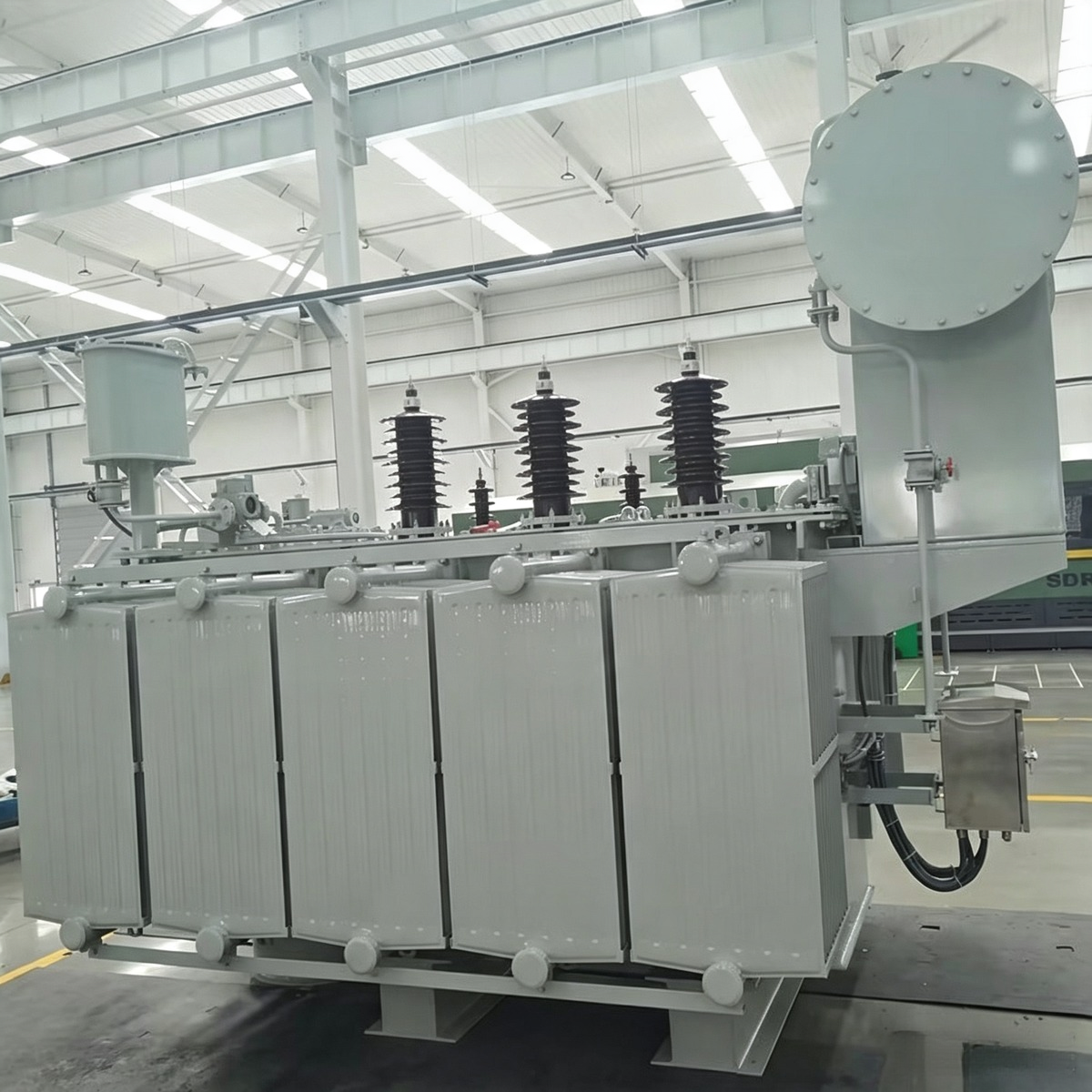 Industrial power transformer