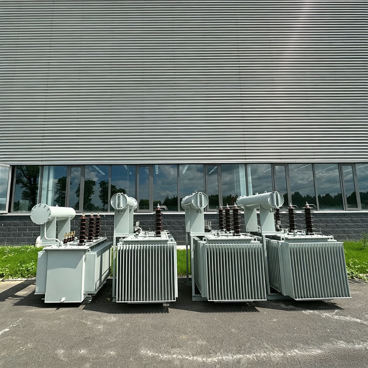 Industrial power transformer
