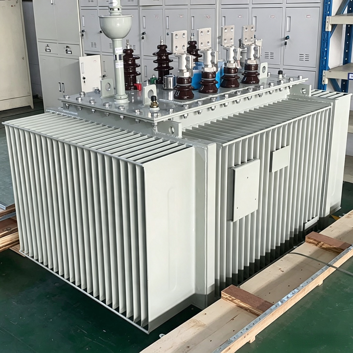 Industrial power transformer