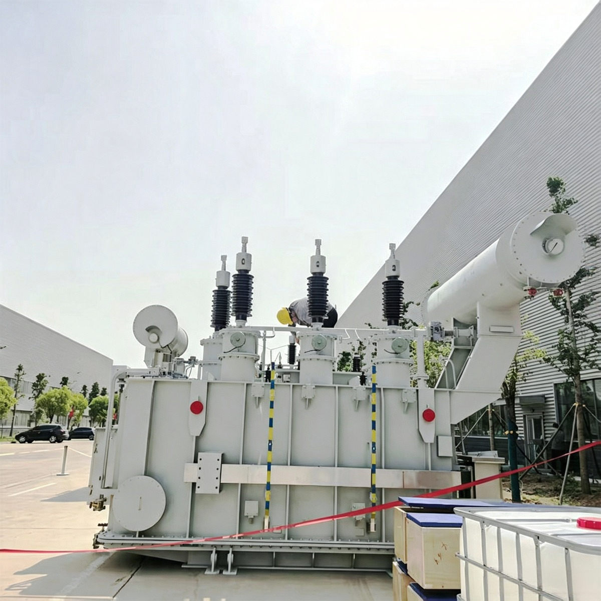 Industrial power transformer