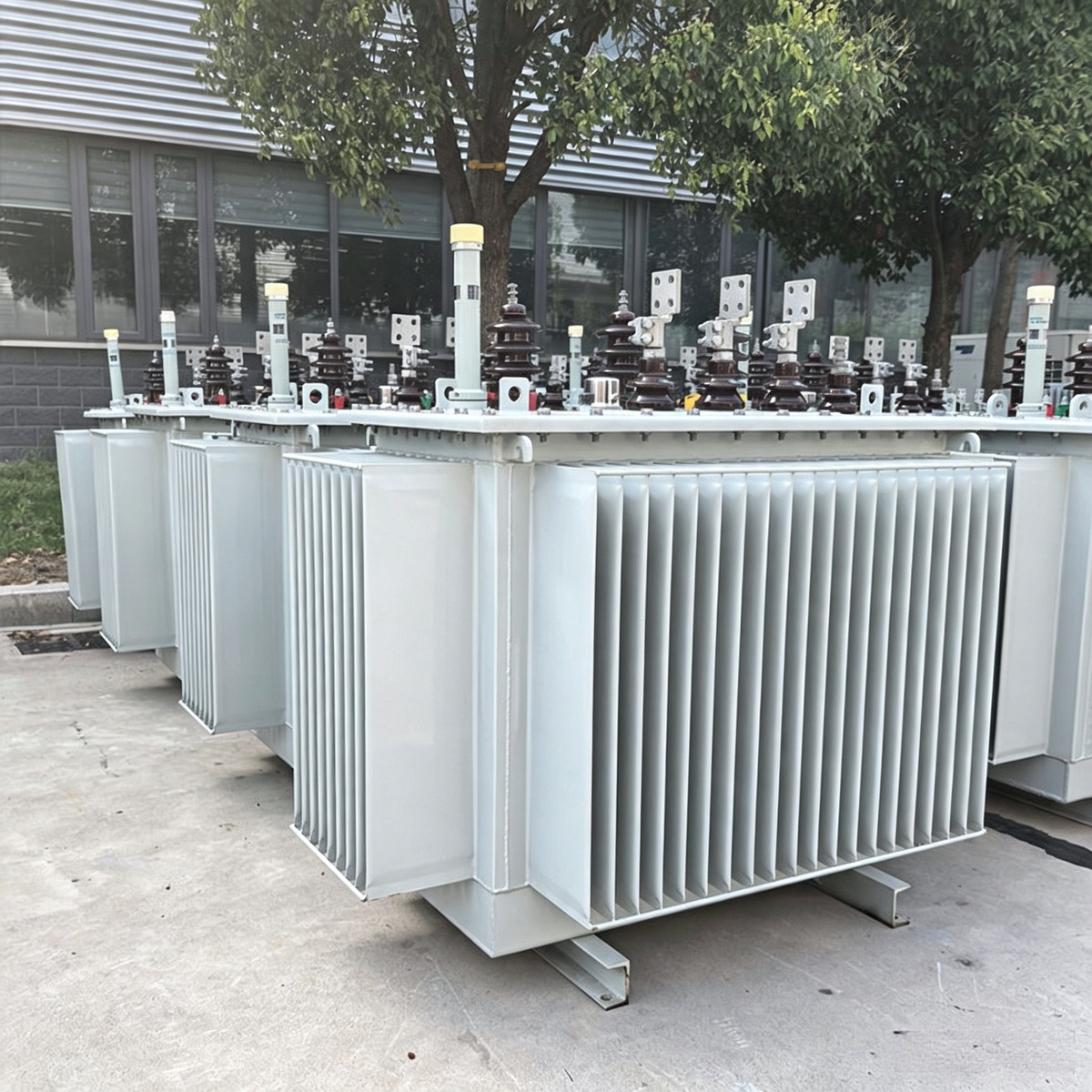 Industrial power transformer