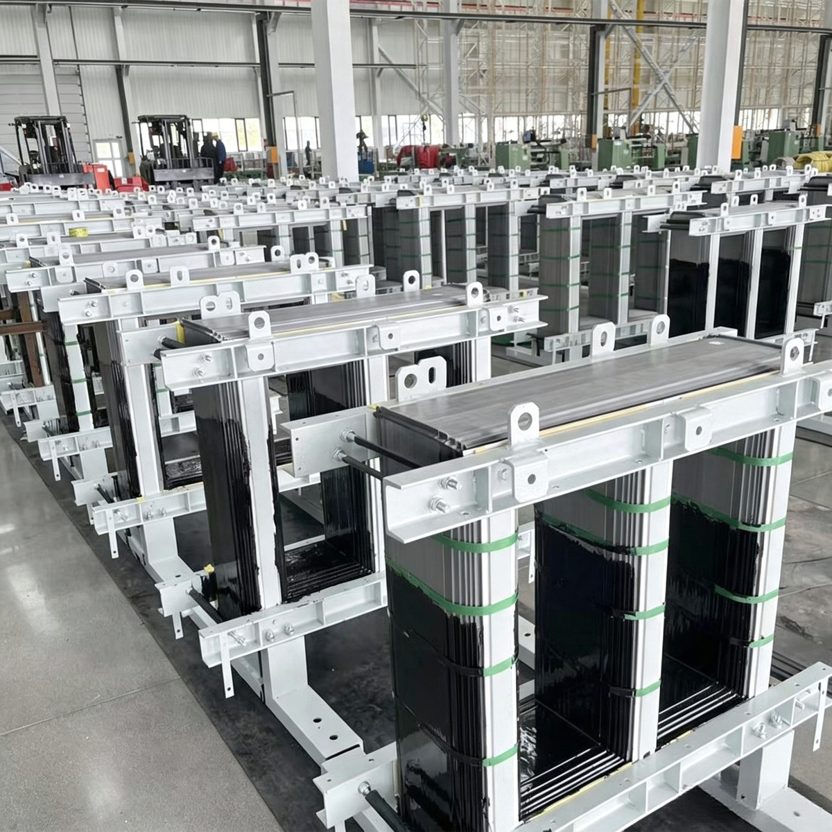 Industrial power transformer