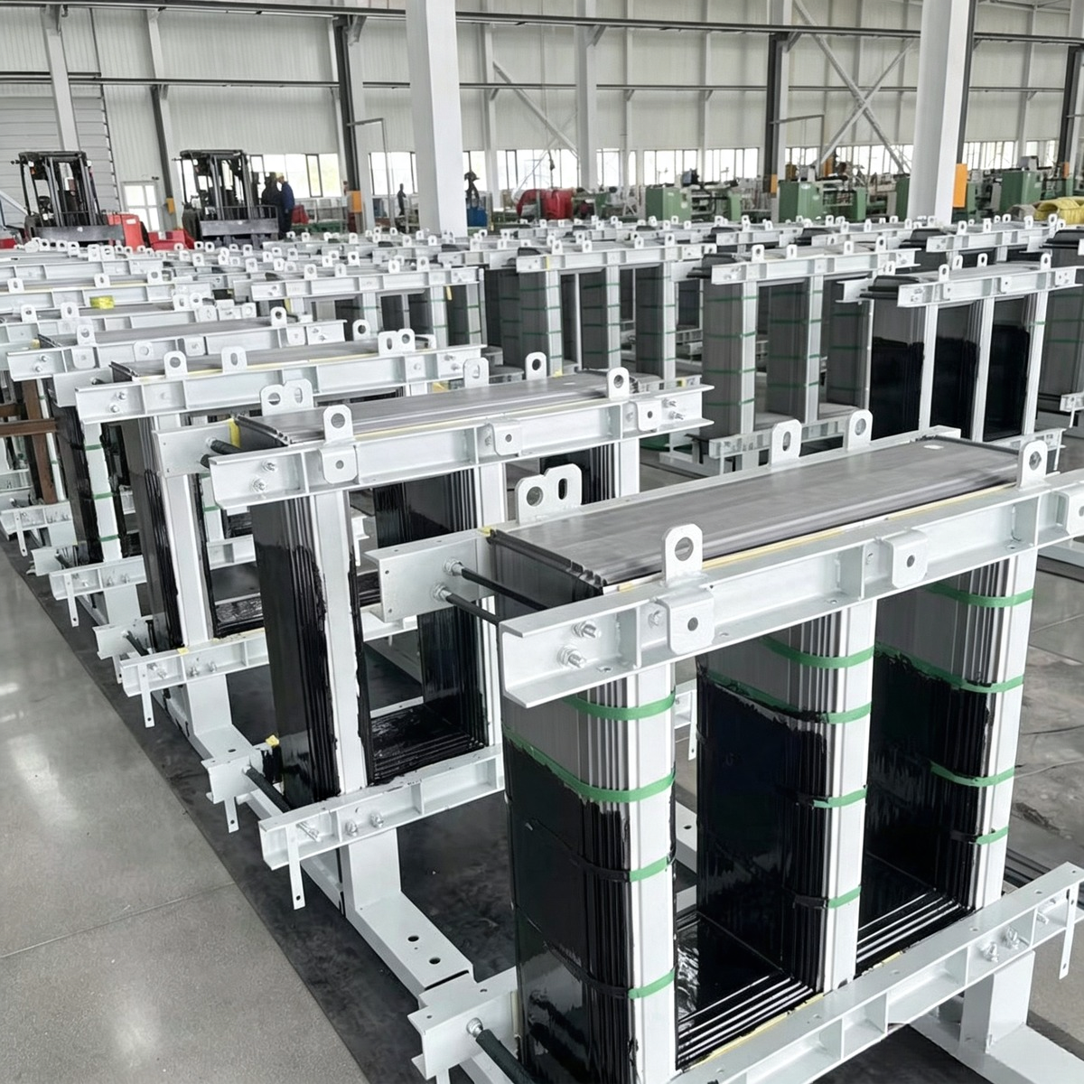 Industrial power transformer