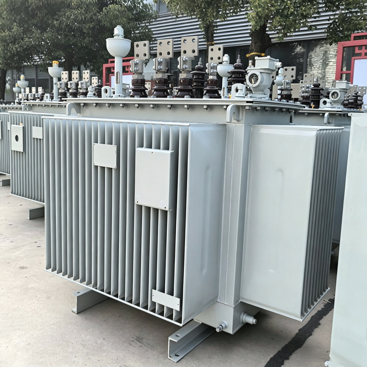 Industrial power transformer