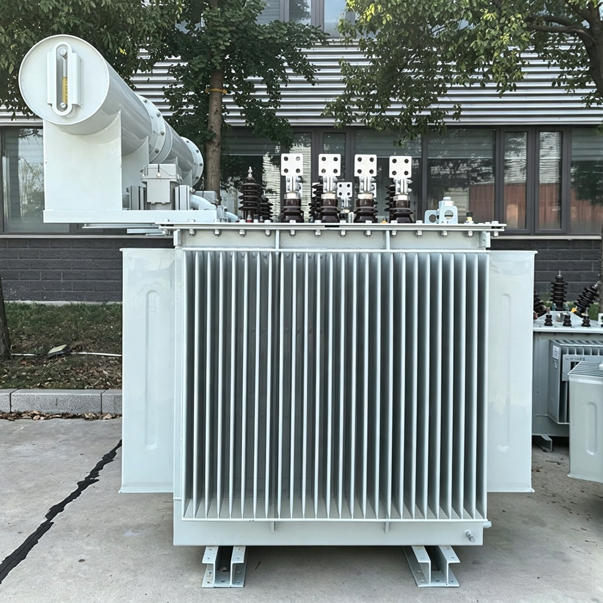 Industrial power transformer