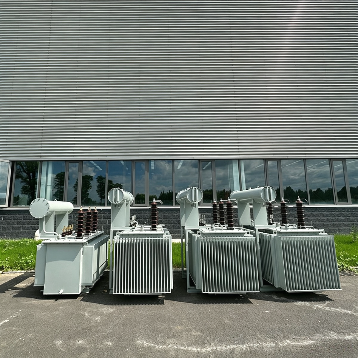 Industrial power transformer