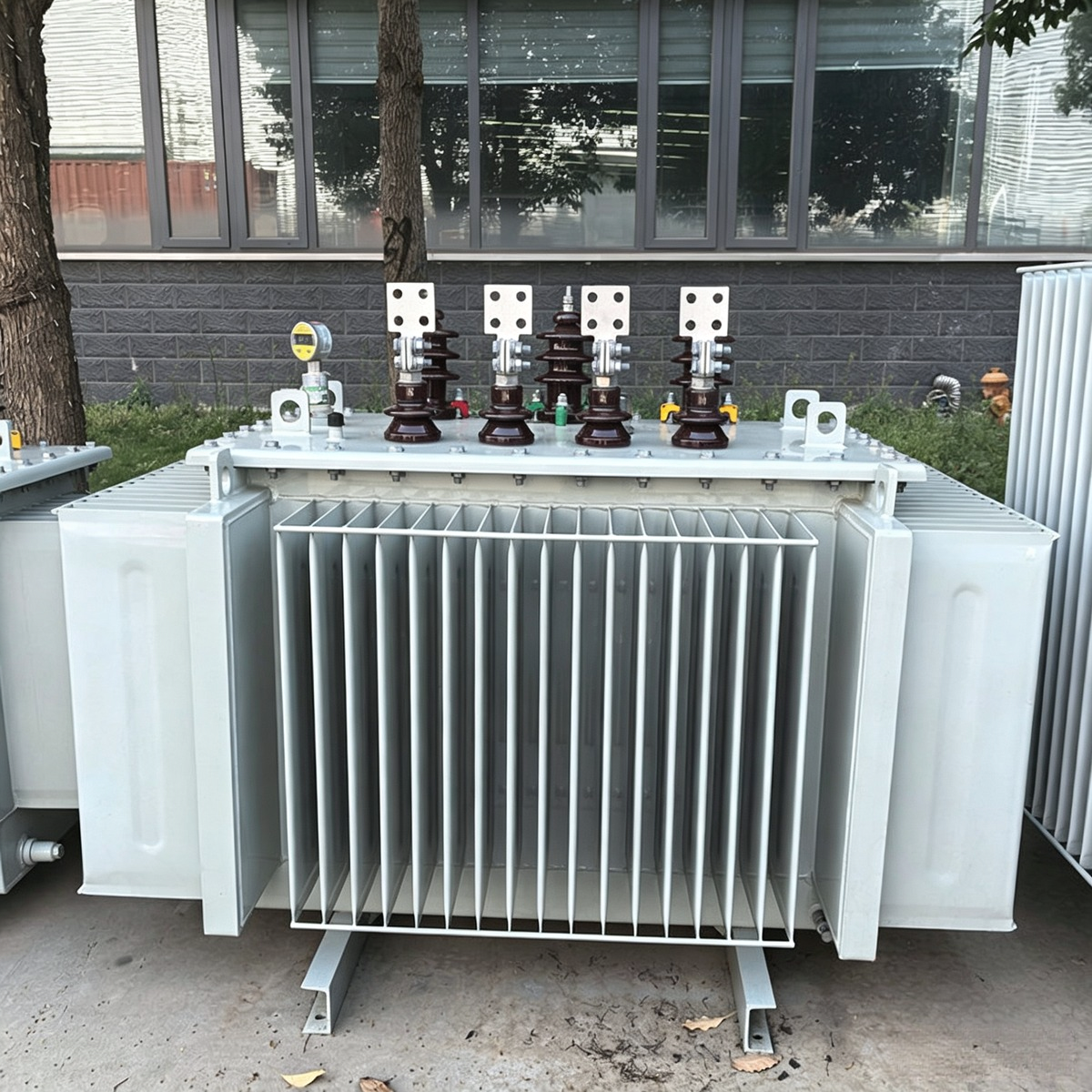 Industrial power transformer