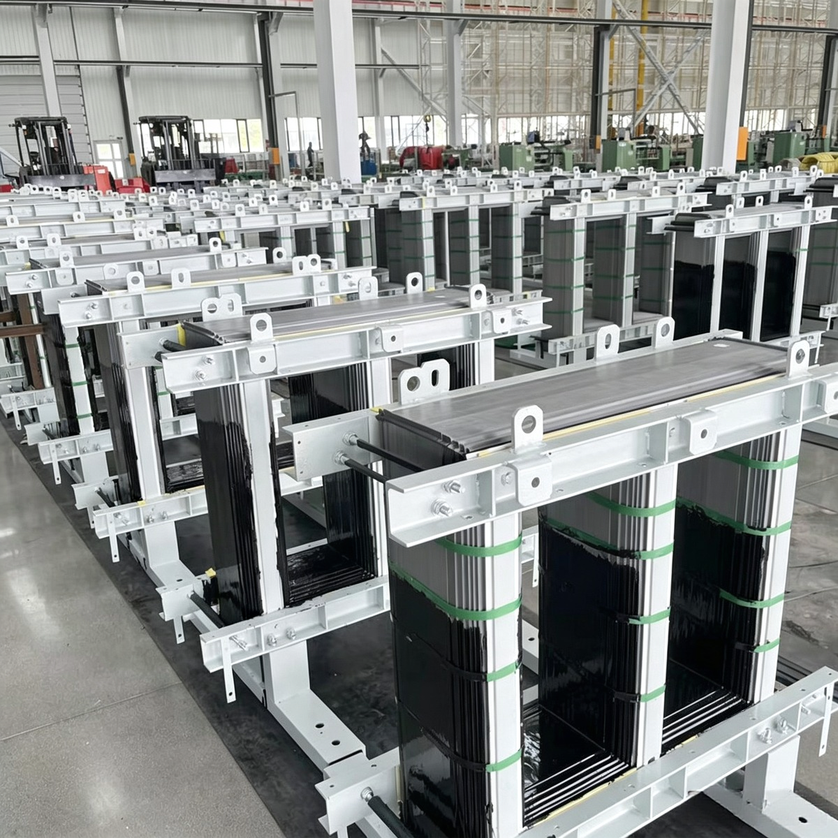 Industrial power transformer