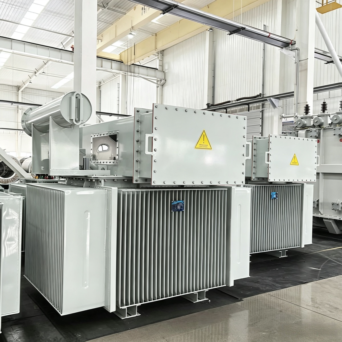 Industrial power transformer