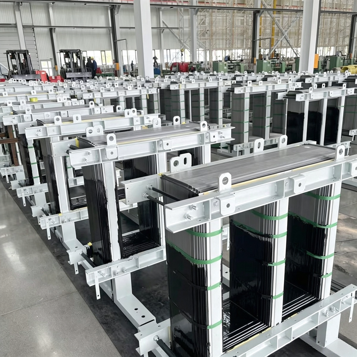 Industrial power transformer