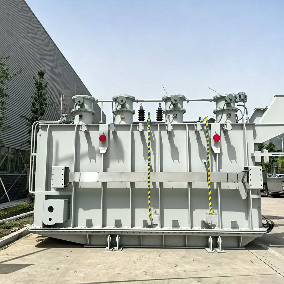 Industrial power transformer