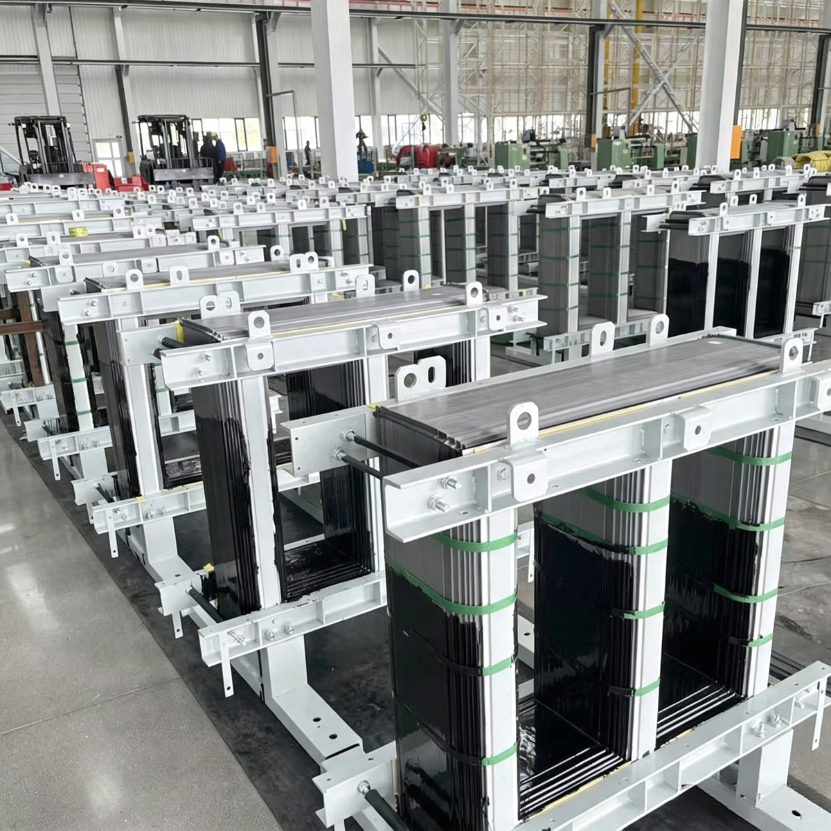 Industrial power transformer