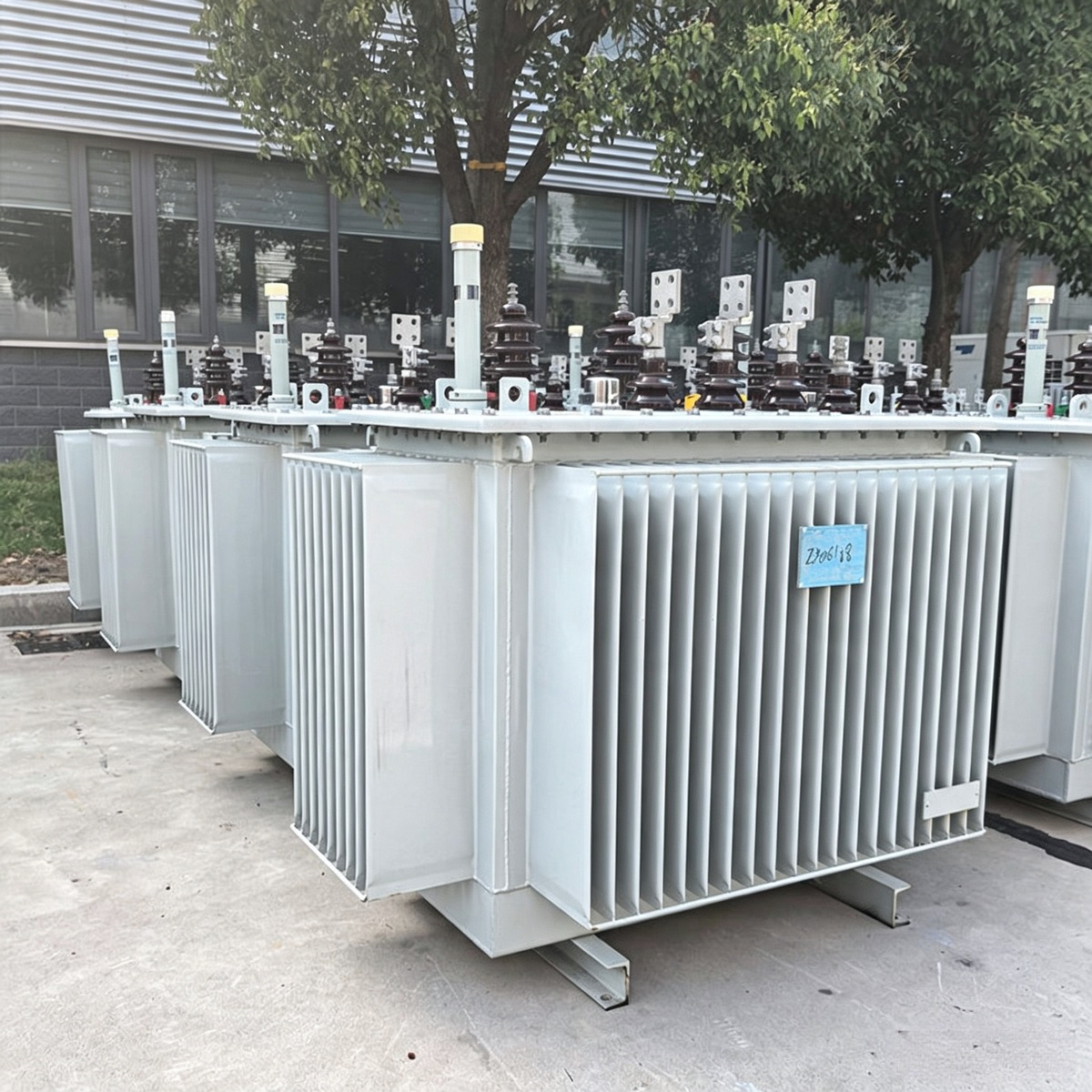 Industrial power transformer