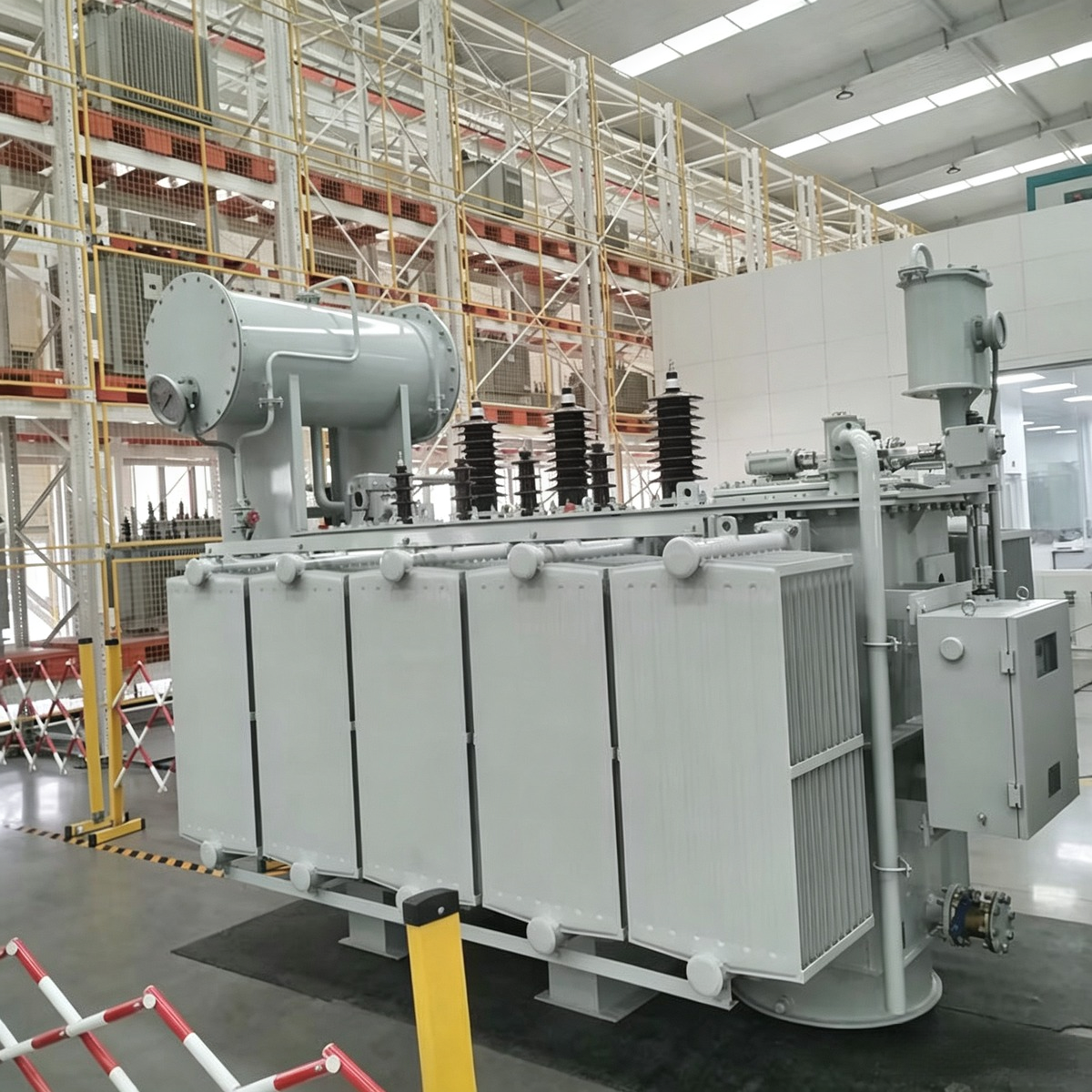 Industrial power transformer
