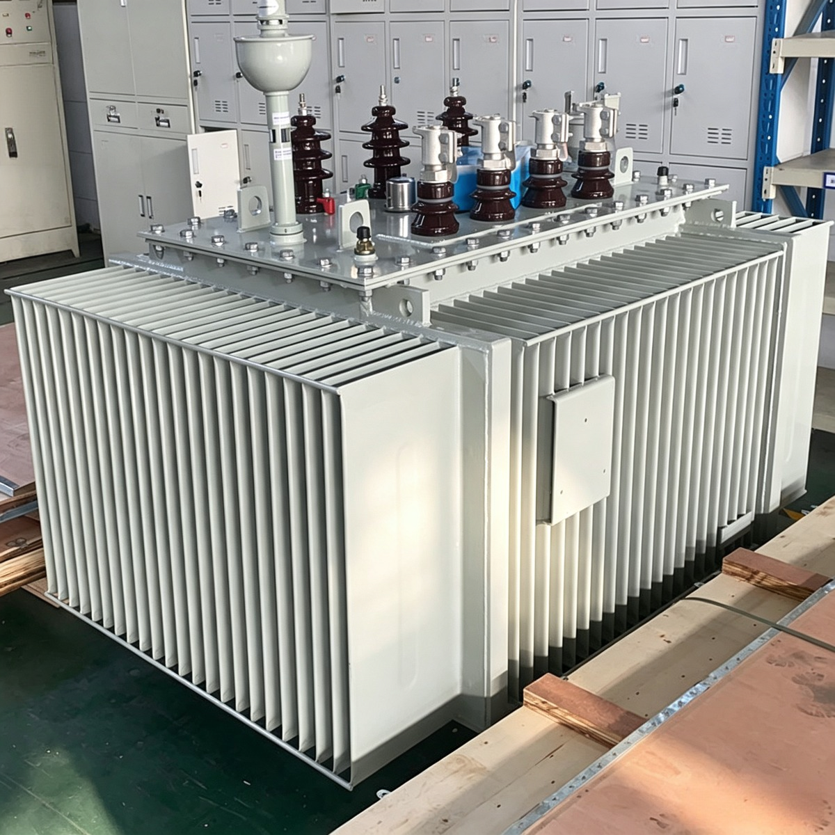 Industrial power transformer