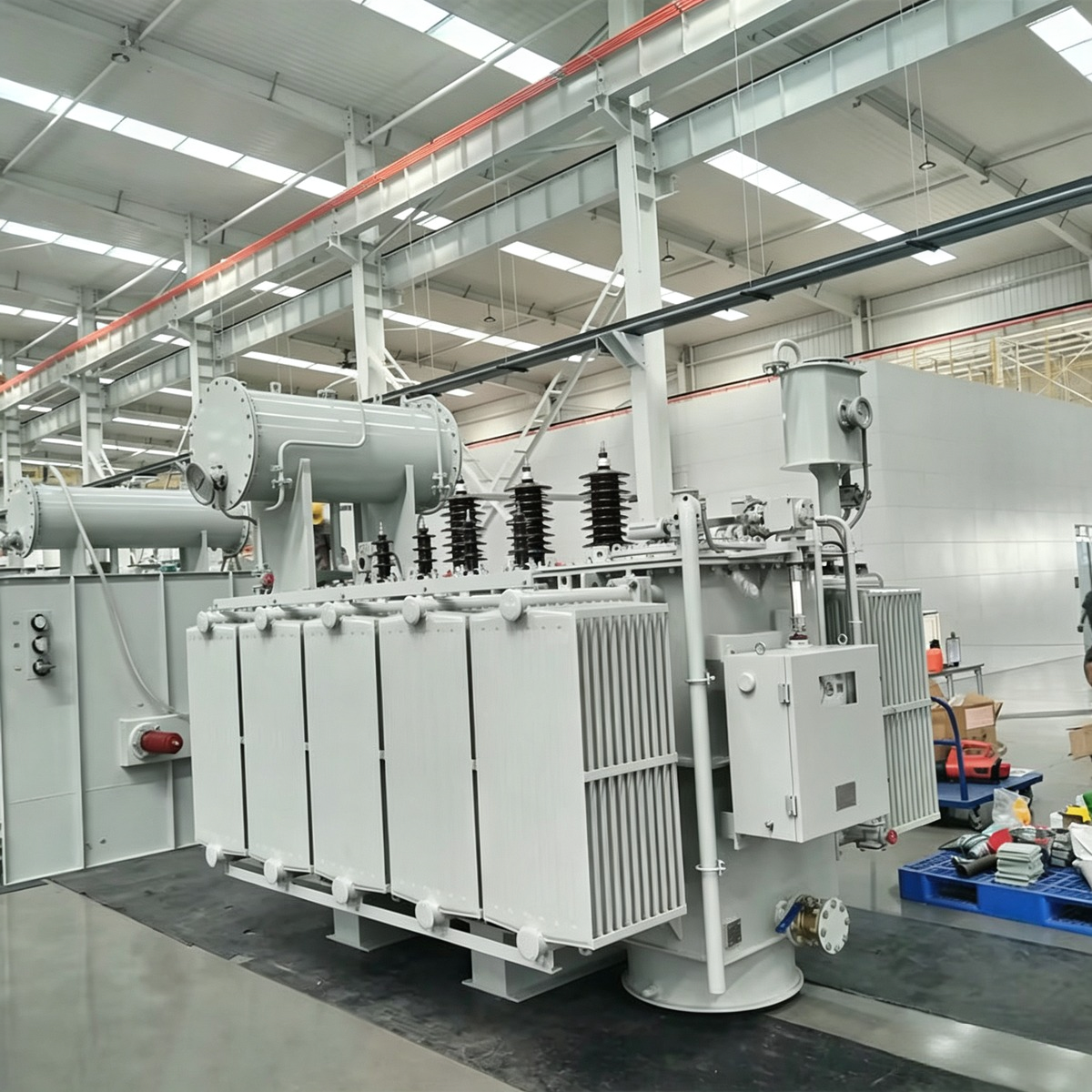 Industrial power transformer