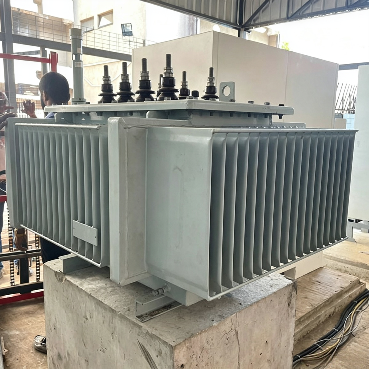 Industrial power transformer