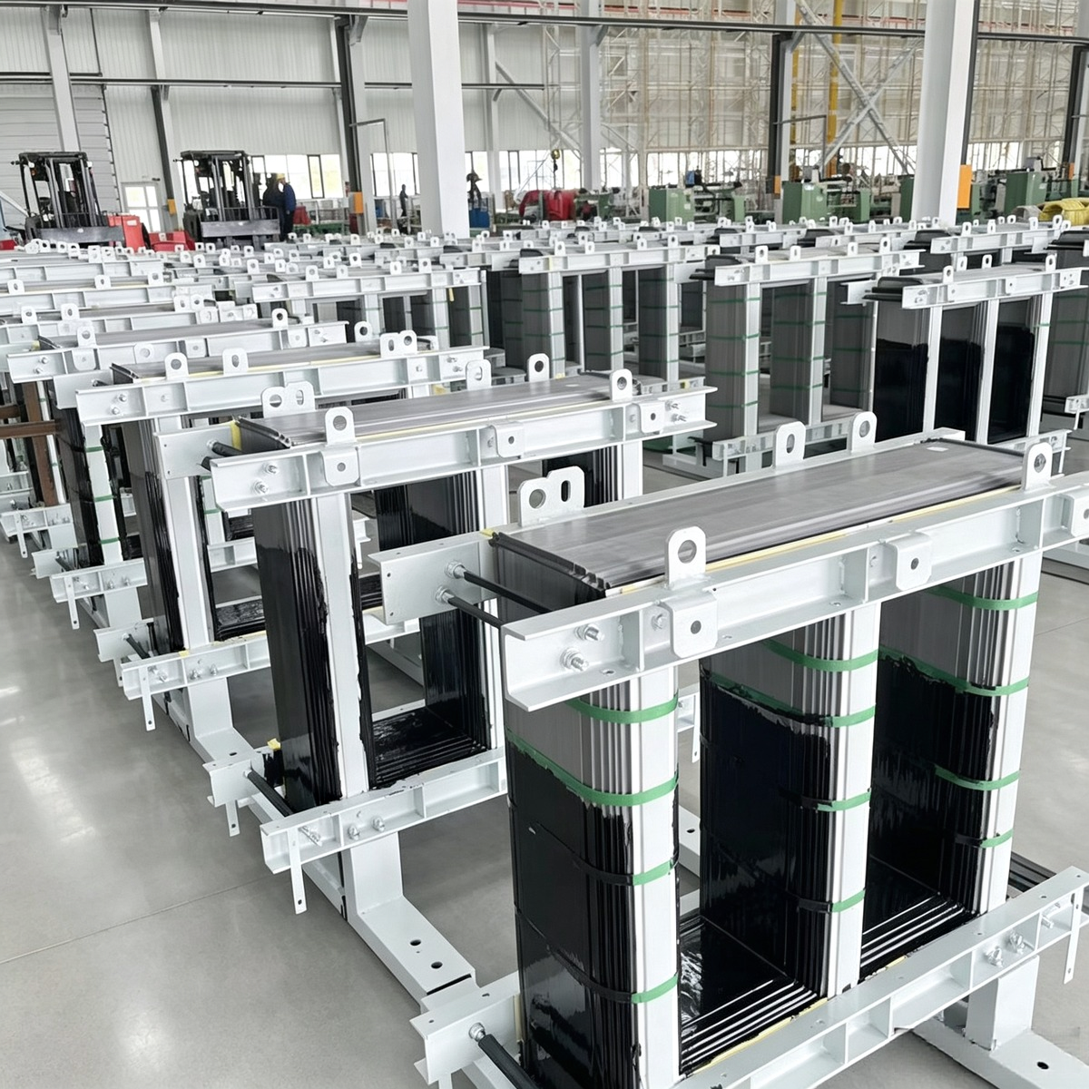 Industrial power transformer