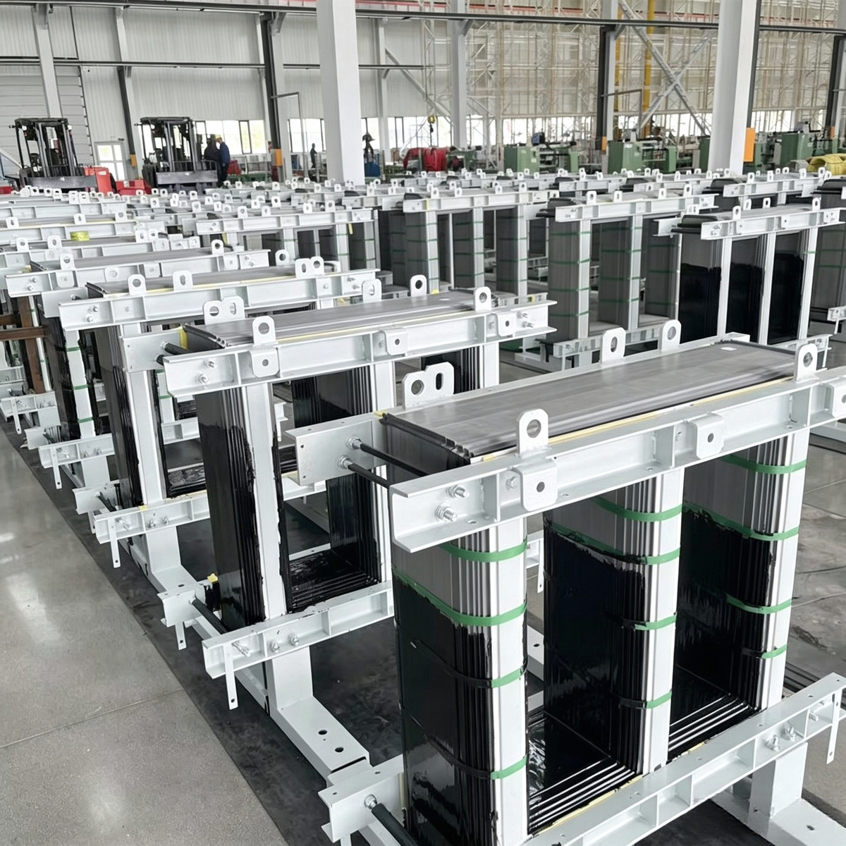 Industrial power transformer