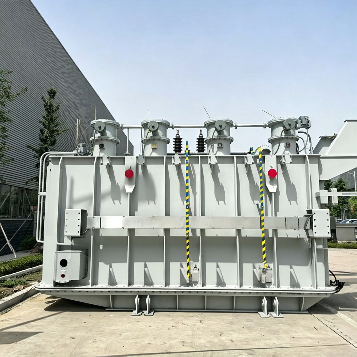 Industrial power transformer