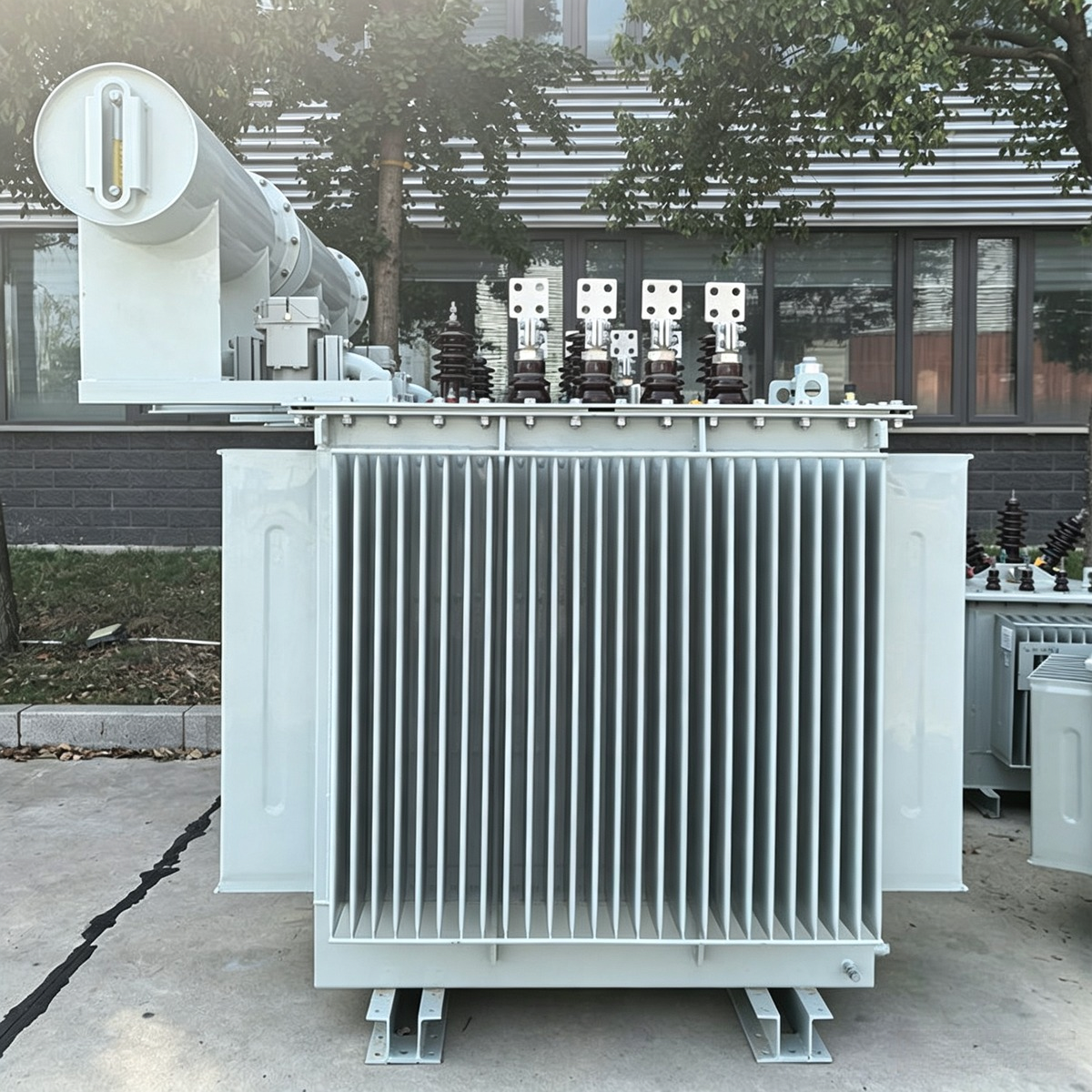 Industrial power transformer