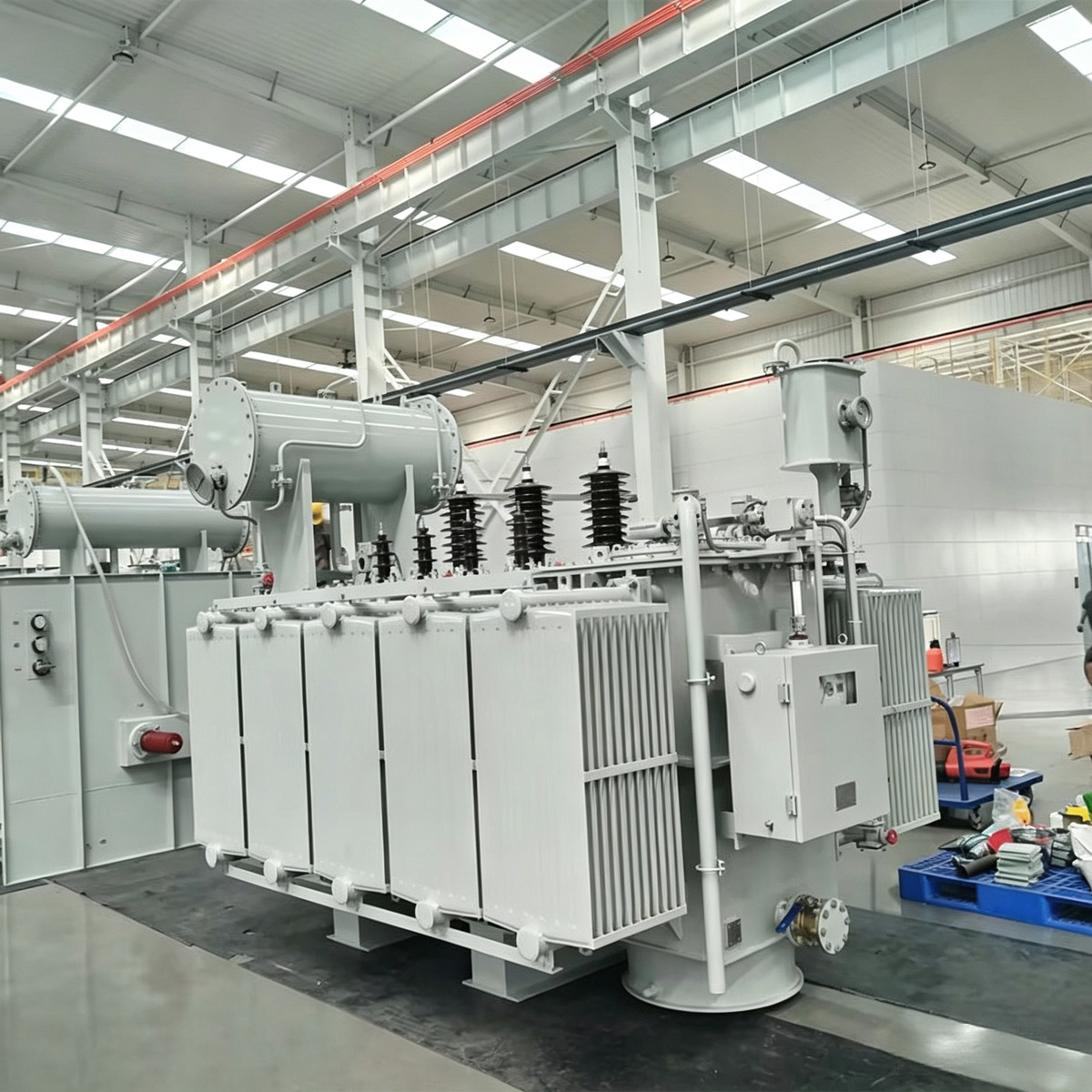 Industrial power transformer
