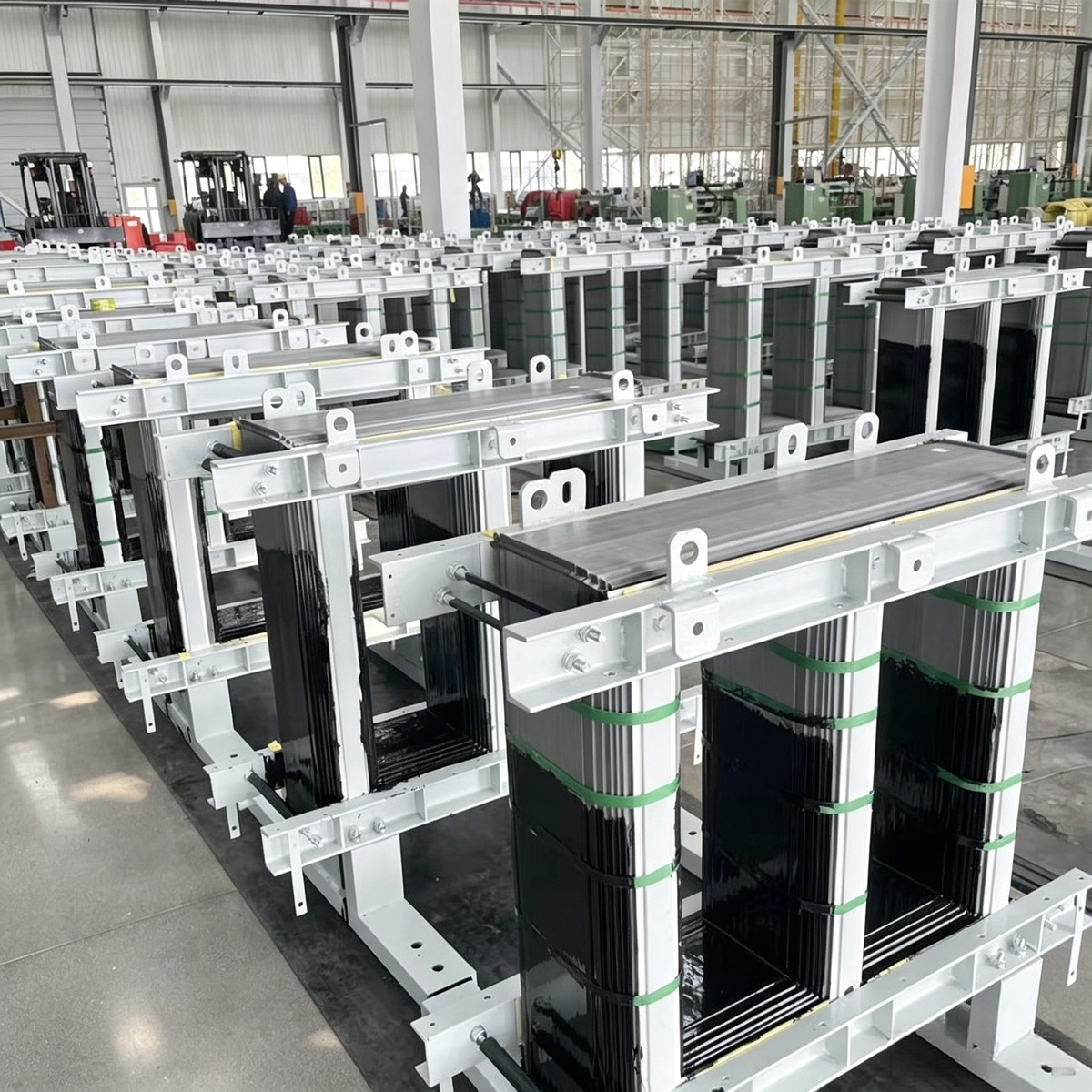 Industrial power transformer