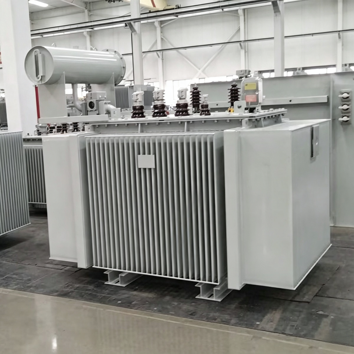Industrial power transformer