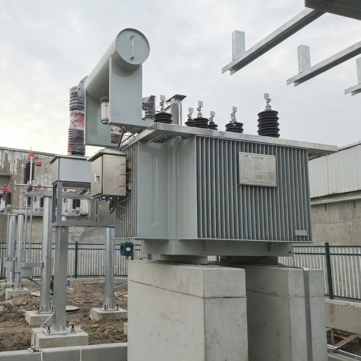 Industrial power transformer