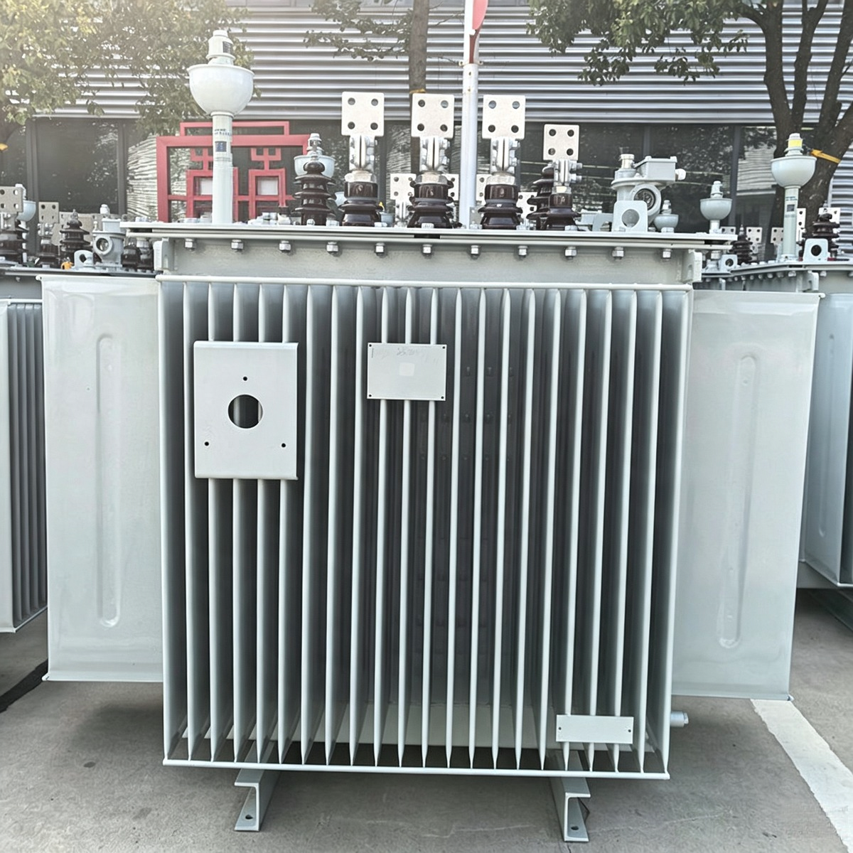 Industrial power transformer