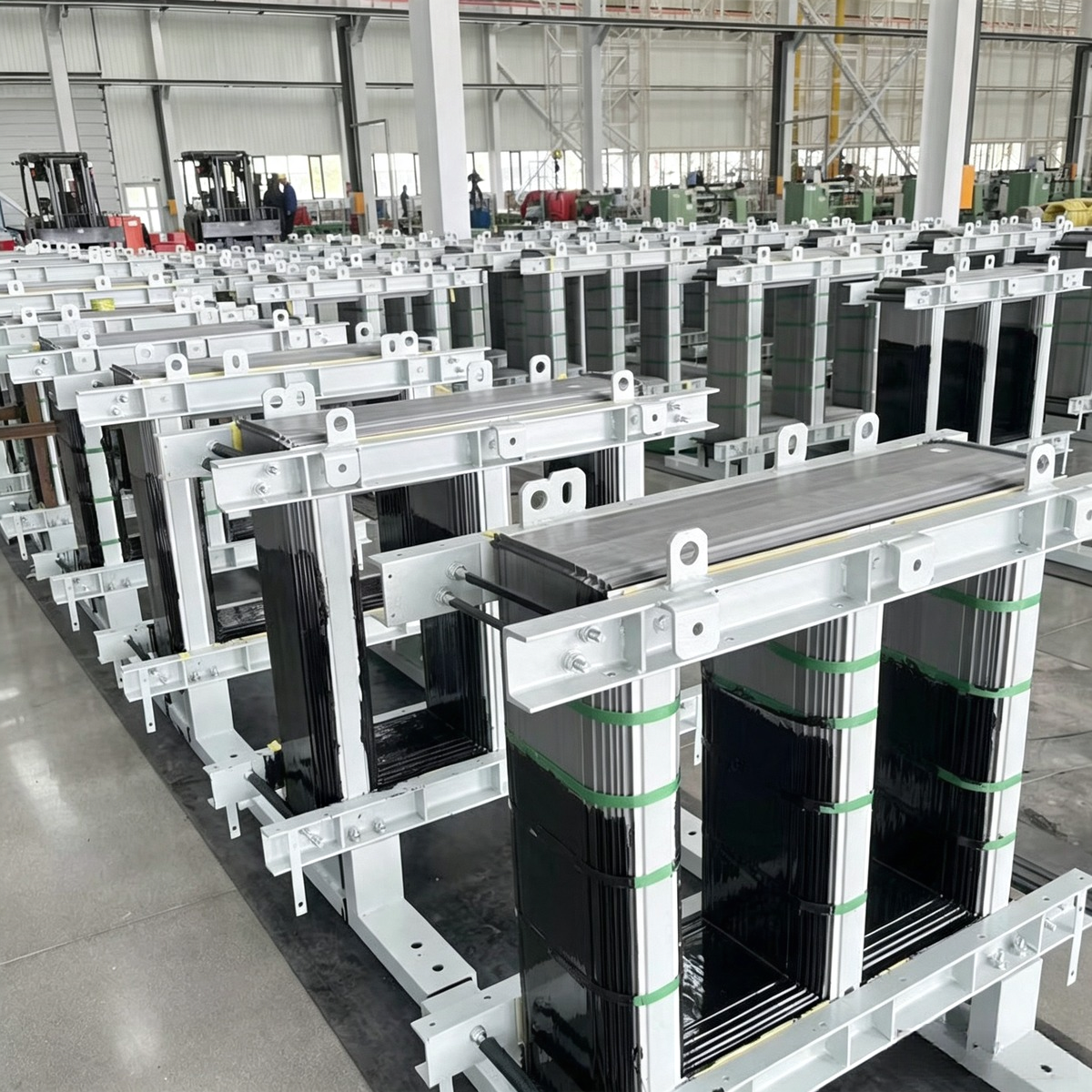 Industrial power transformer