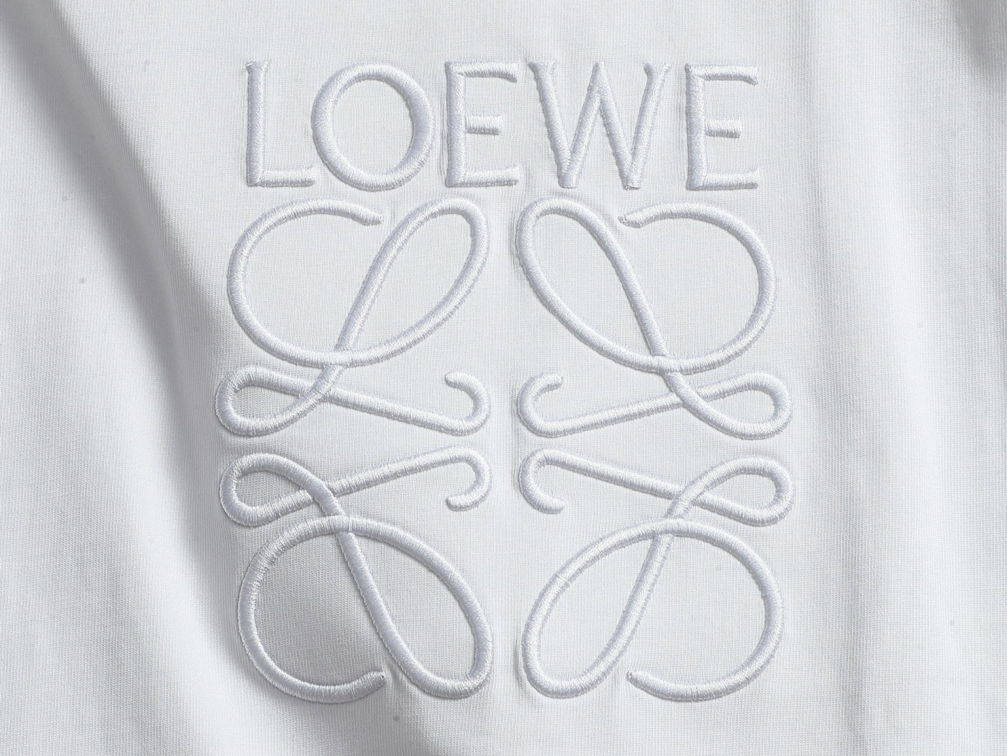 【LOEWE】刺繍長袖 T シャツ