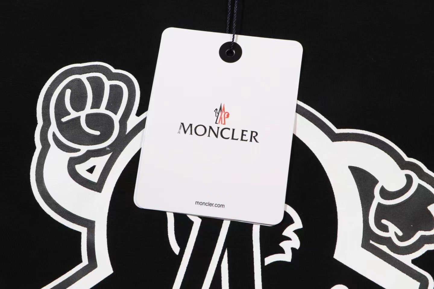 【Moncler 】（モンクレール）男女兼用、ご好評に付き再入荷！
