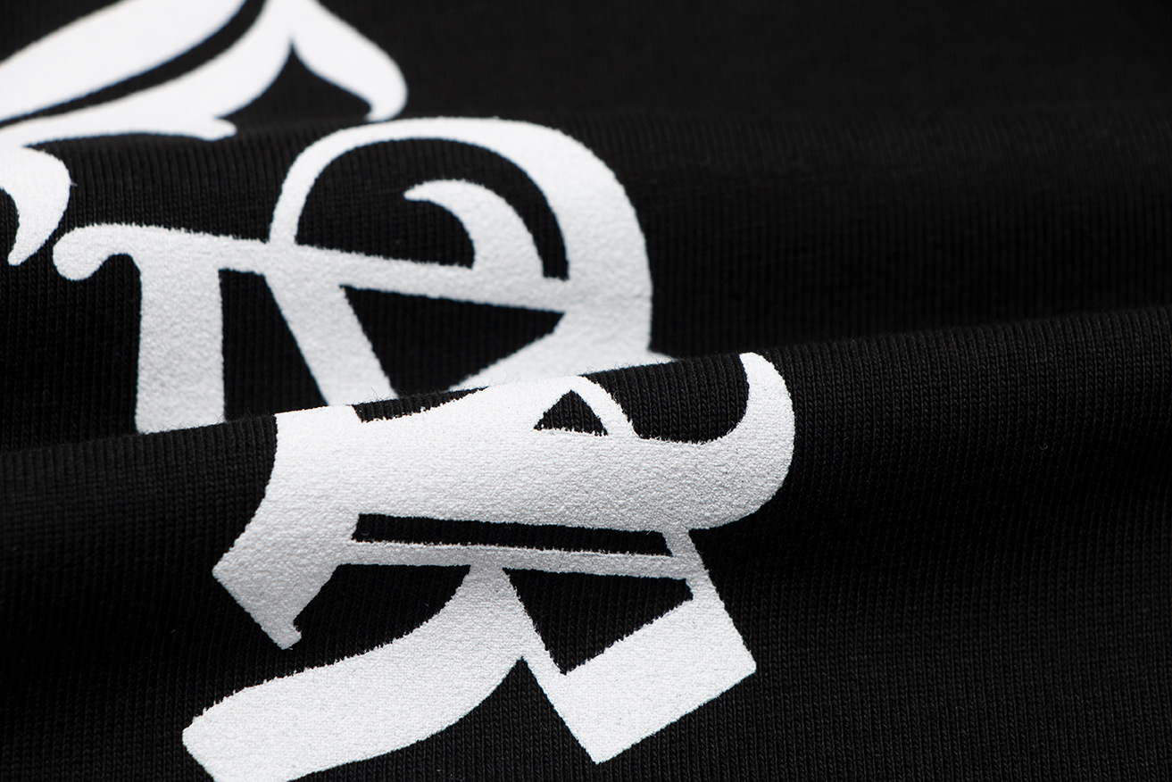 【CHROME HEARTS】（クロムハーツ）半袖Tシャツ、ご好評に付き再入荷！